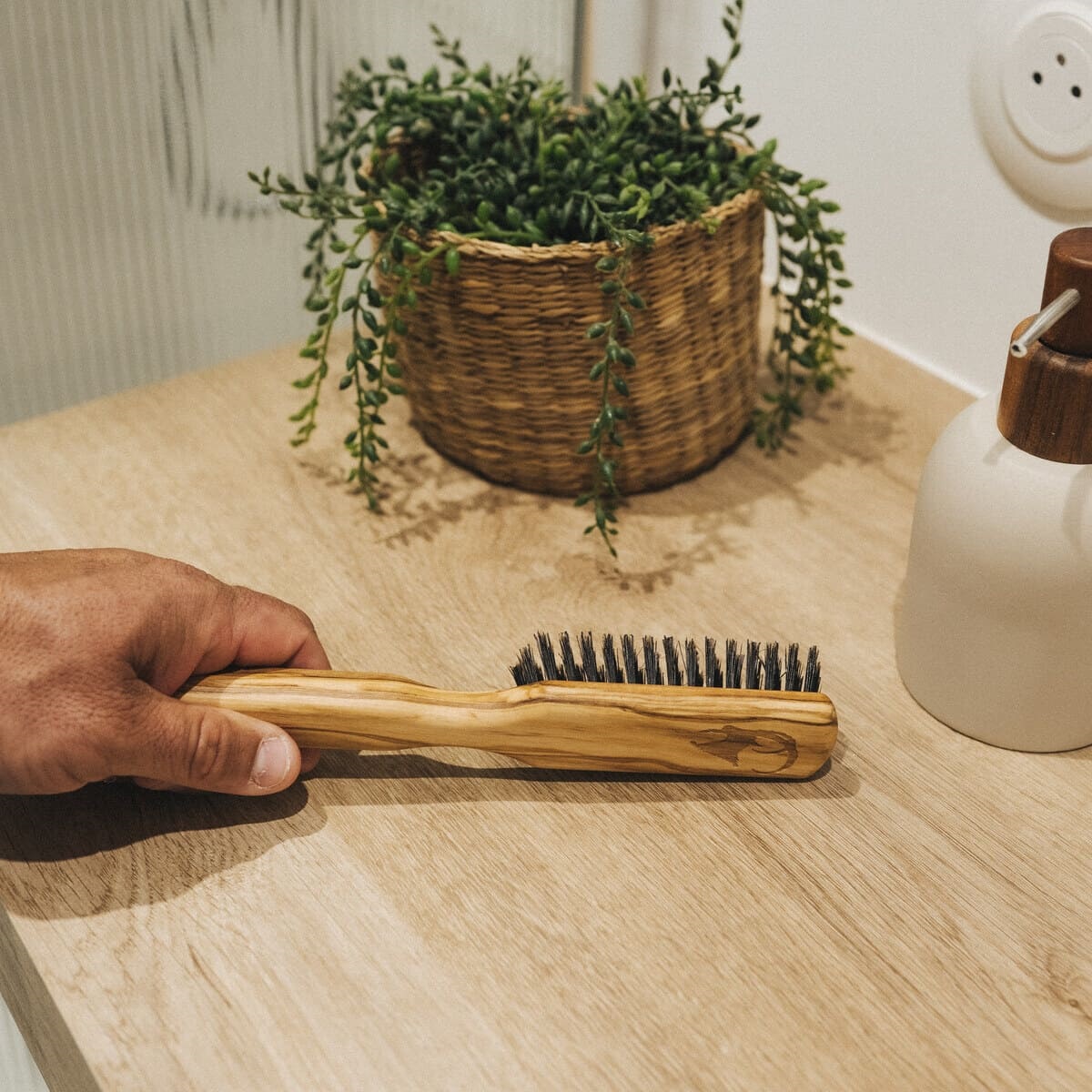 brosse barbe et cheveux.jpg
