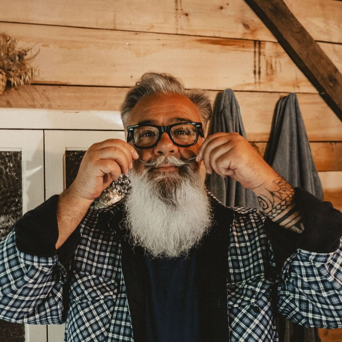 ciseaux moustache 2.jpg