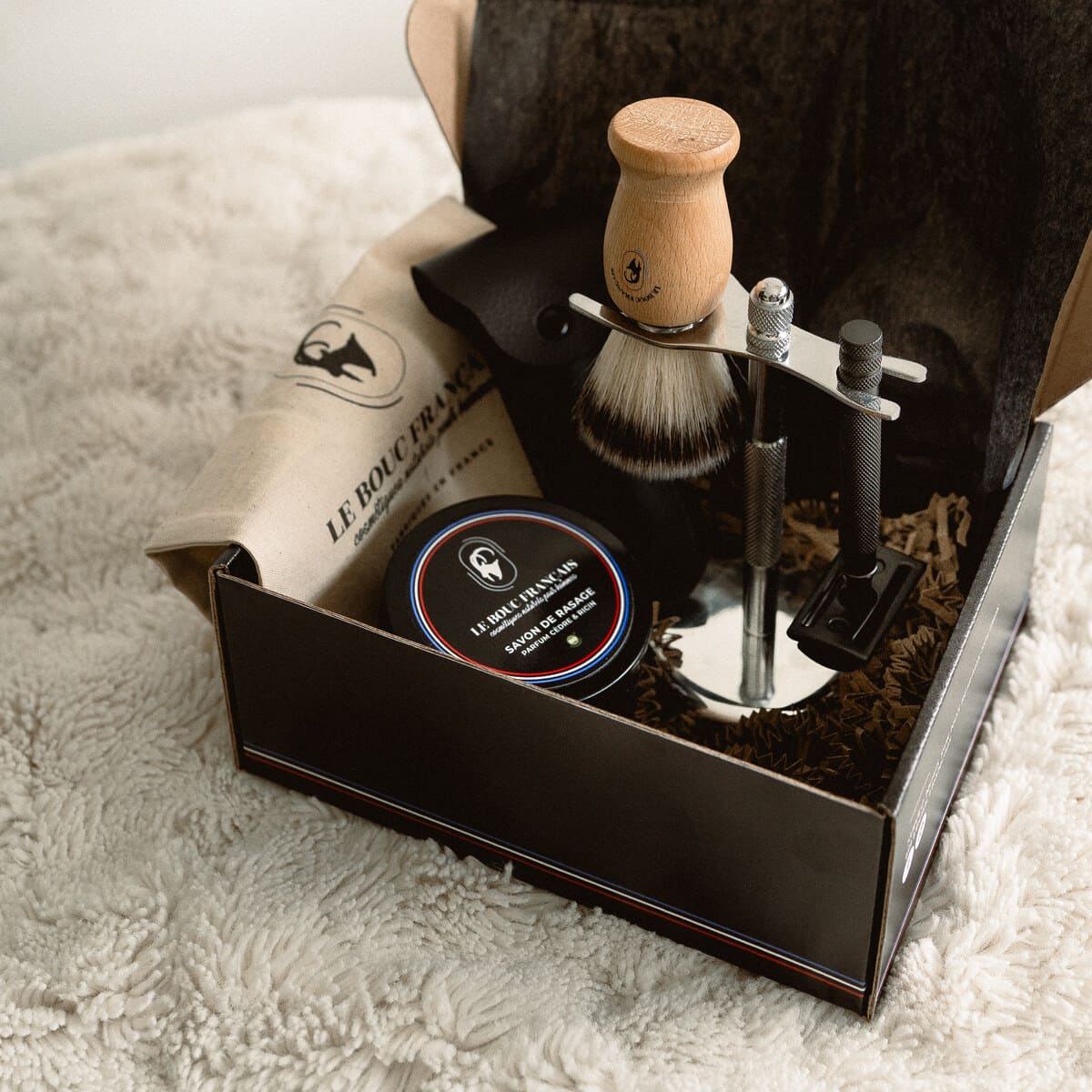 coffret cadeau homme rasage luxe noir.jpg