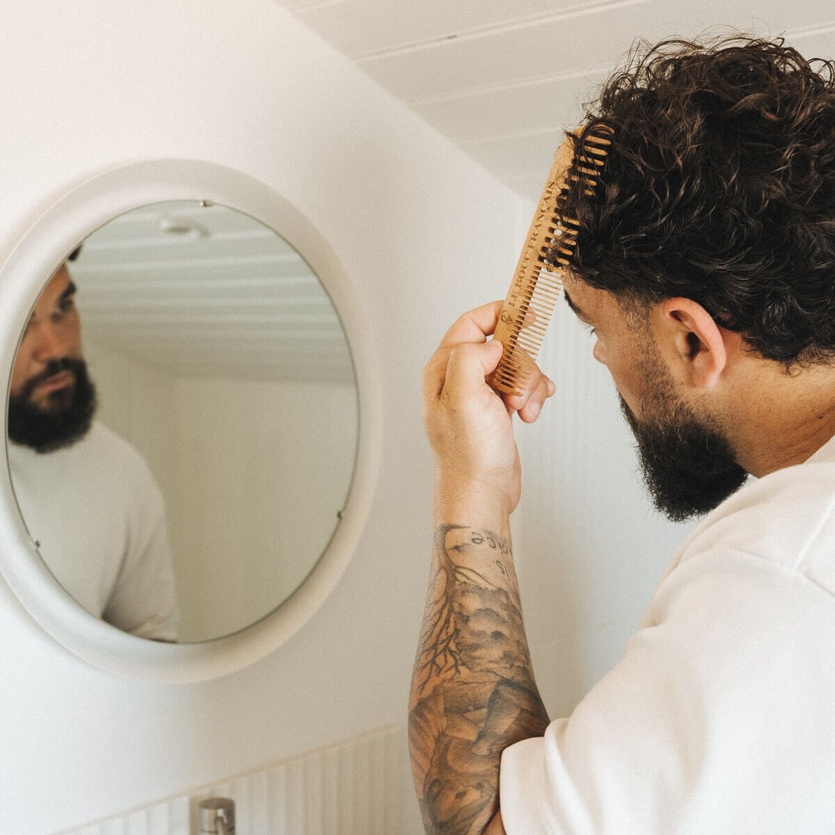 peigne barbe en bois.jpg peigne barbe en bois.jpg