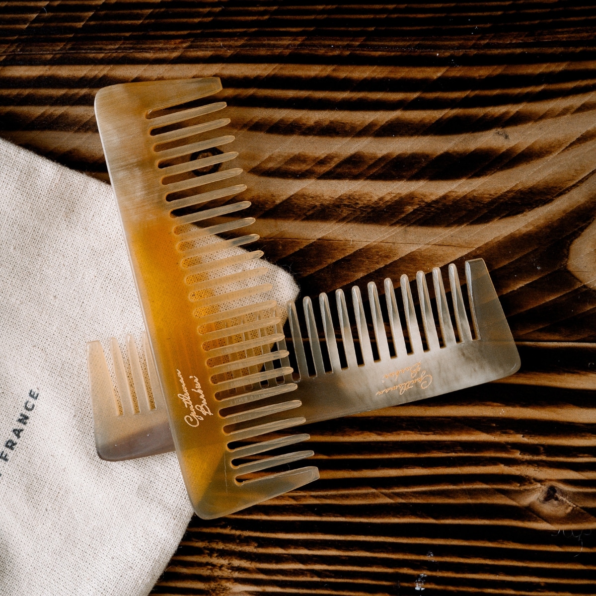 peigne barbe francais.jpg